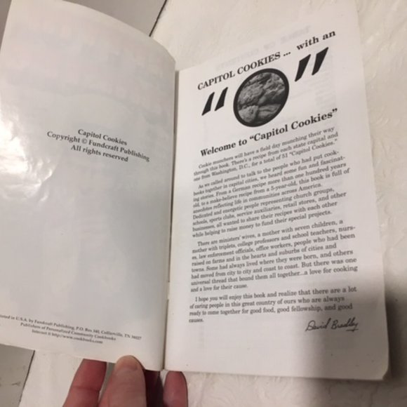 Capitol Cookies Recipes From Every State Capitol & DC Paperback CookBook Booklet - Picture 5 of 6
